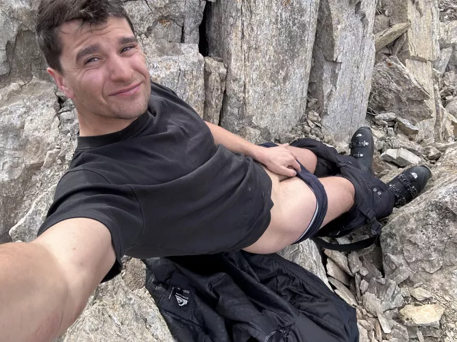 I always jerk off in nature, somebody almost catch me😳💦