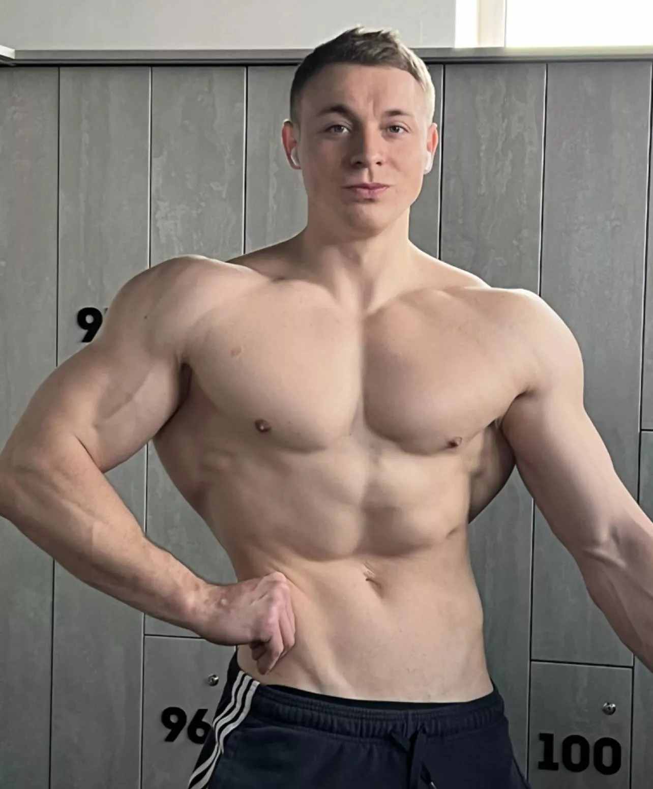 I am new on Reddit. Nice to meet you 😉