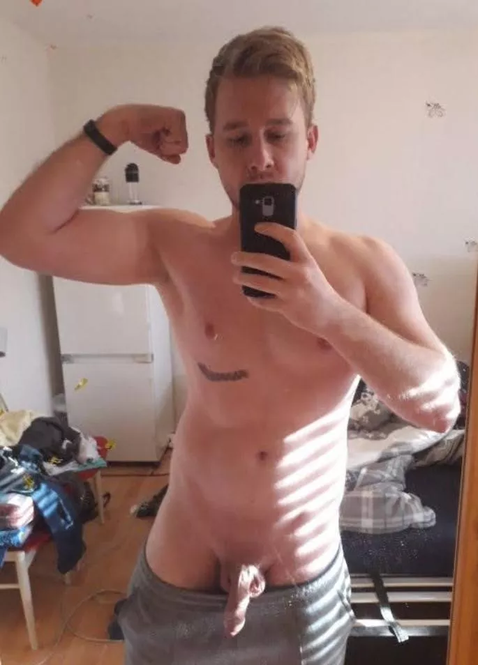 I don't want to do Cardio today. Can I breed you instead?;) (DM's open)