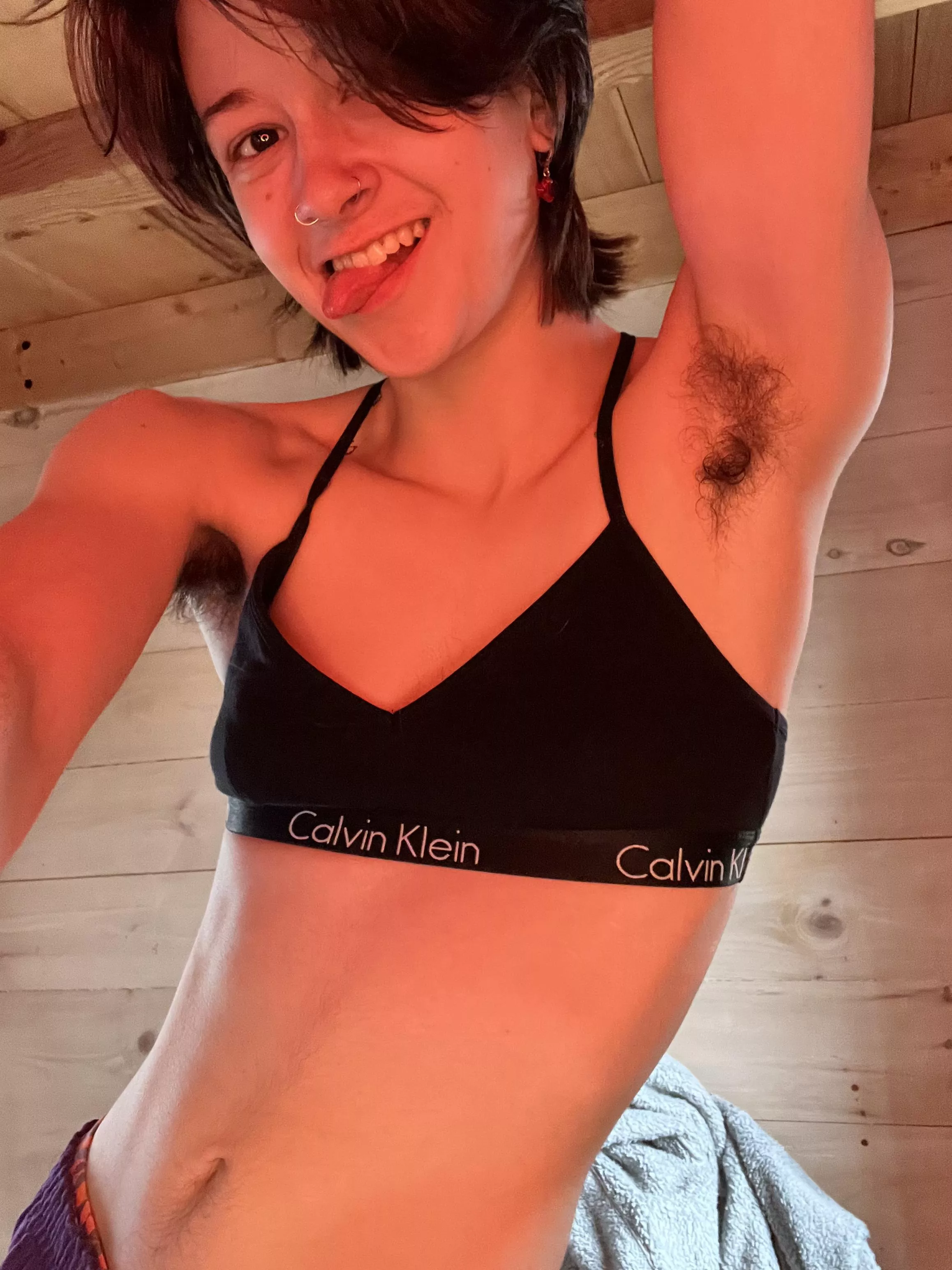 I heard you like hairy pits😏🖤