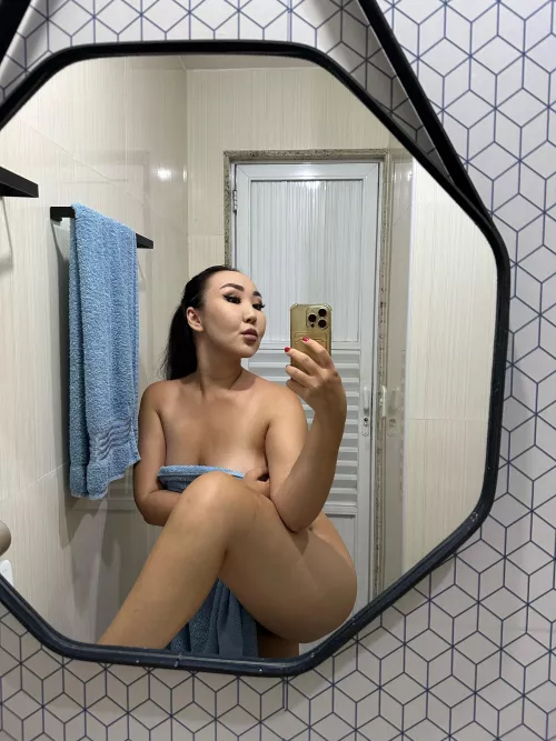 I need a man’s opinion, do you prefer shaved or bush?