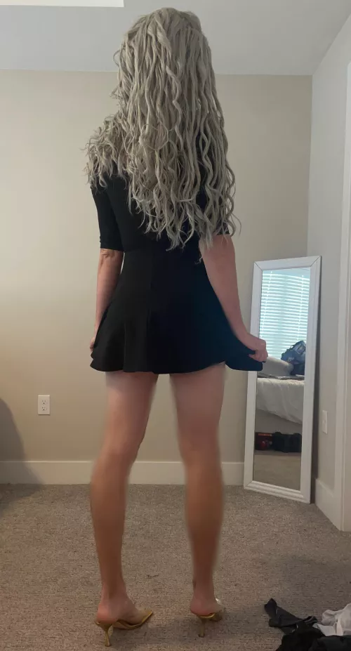 I need better Friday night going out outfits…