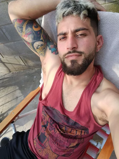 I'm looking at you you know 😎