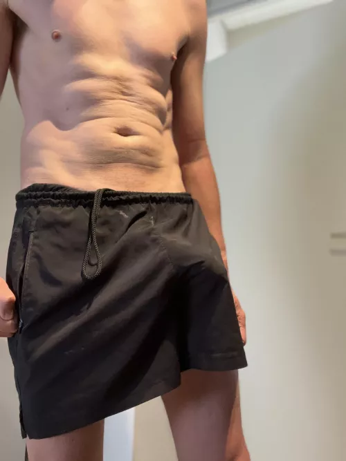 It’s shorts season again