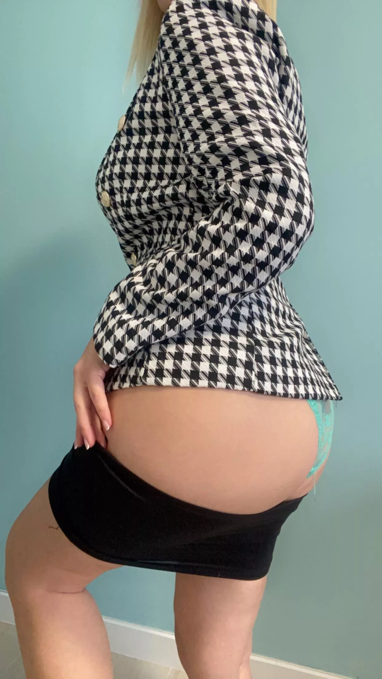 Just a sexy lady that love to seduce you 