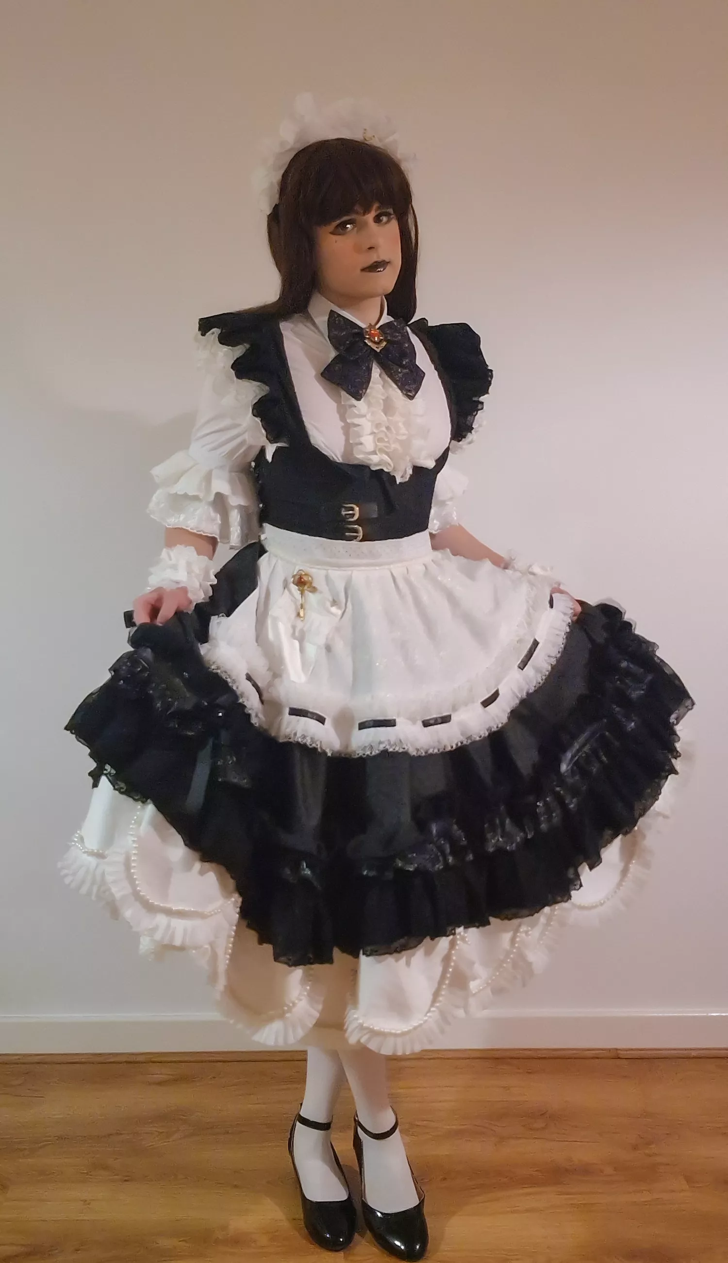 Makeup and Maid Dress! How did I do?
