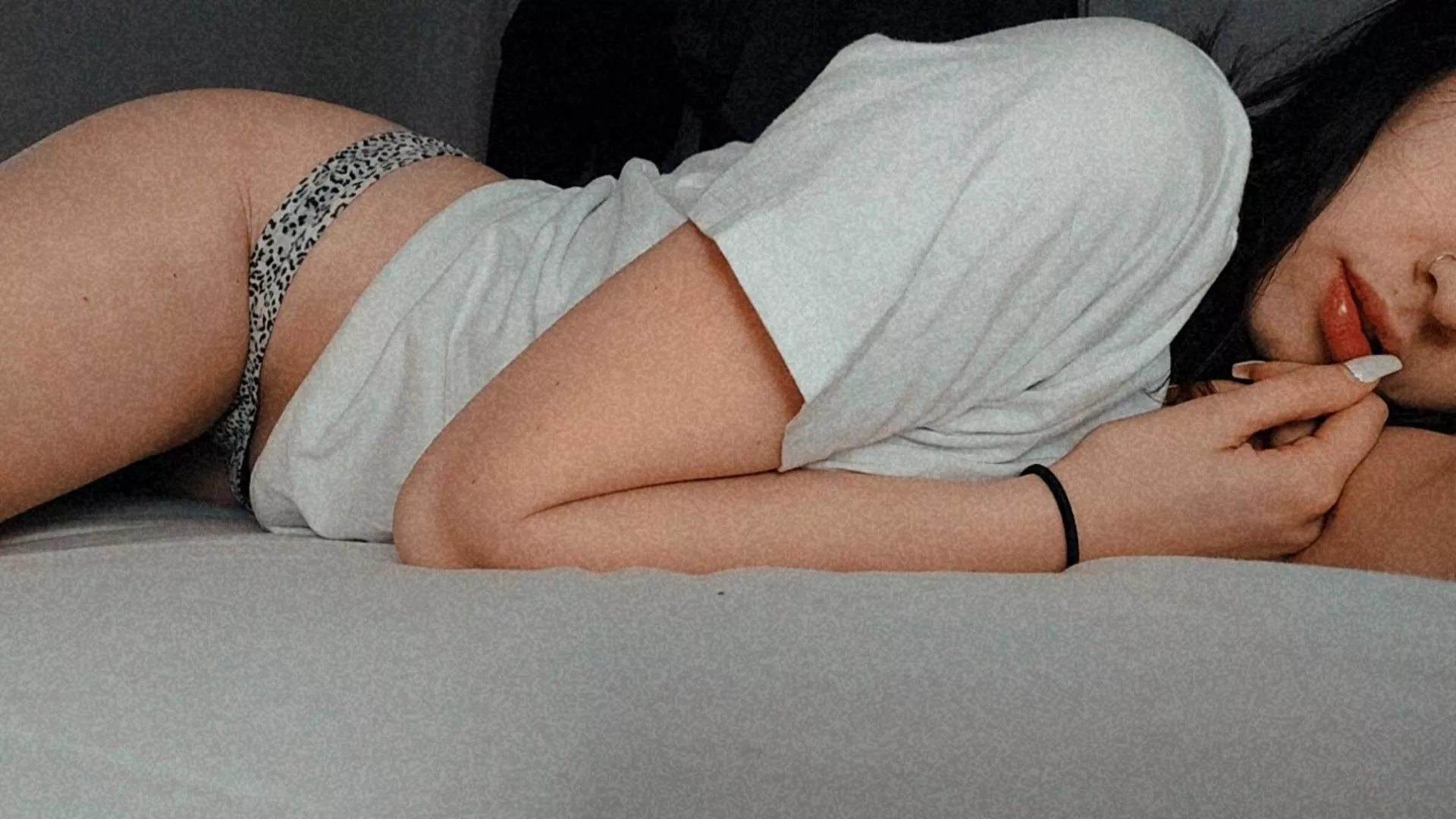 Need some cuddles 🤭