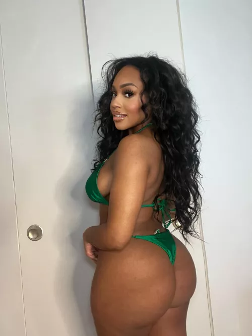 Rate my sweet ass ..