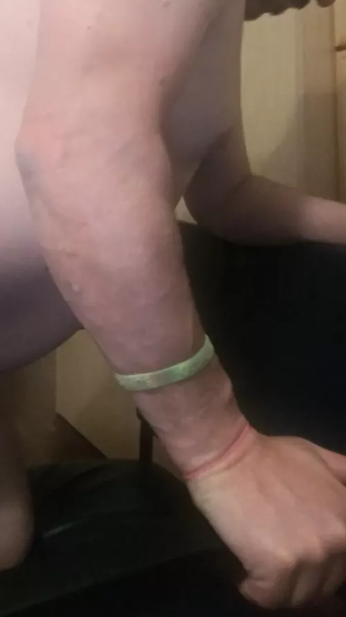 Rocking the yellow bracelet to support my fellow combat vets