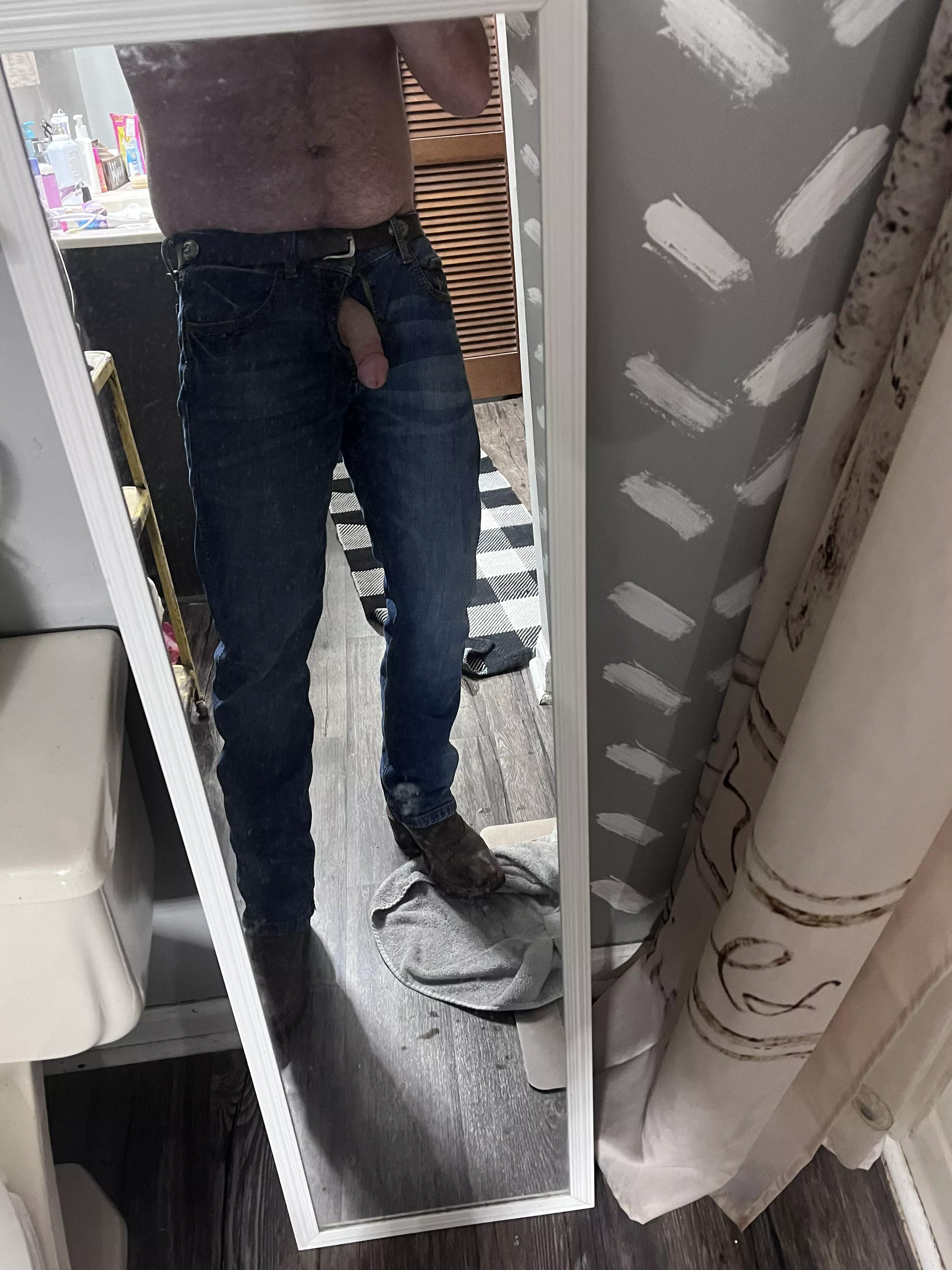 Save a horse, ride a dad bod cowboy?!