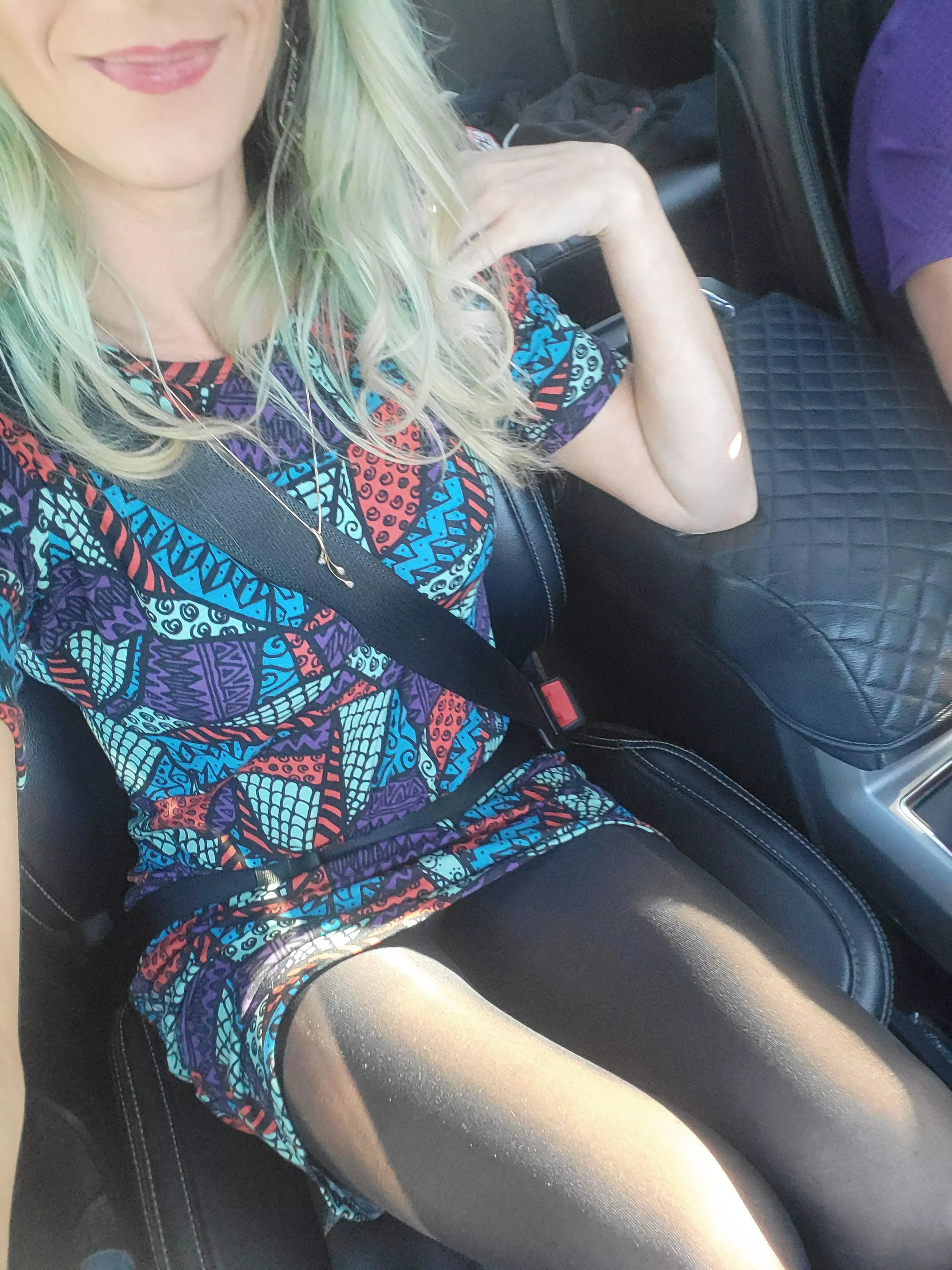 Sheer tights for the win today ✨😈 