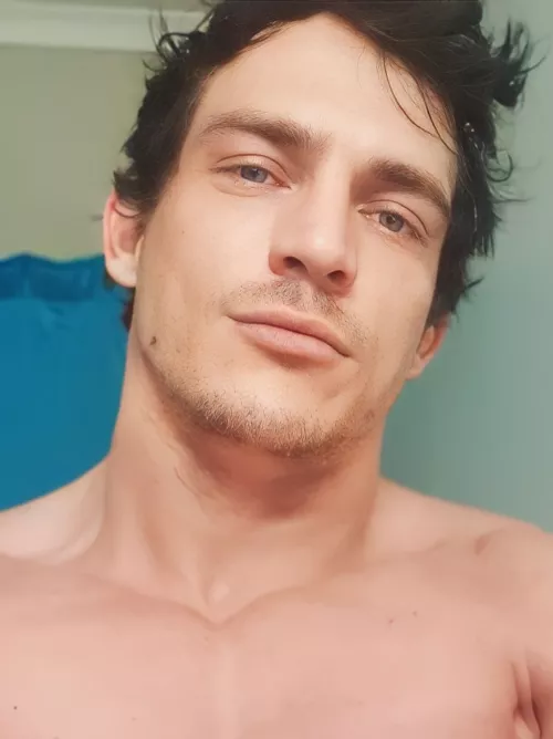 This is me unshaved, so I don't think a big beard is in the cards for me at all😋