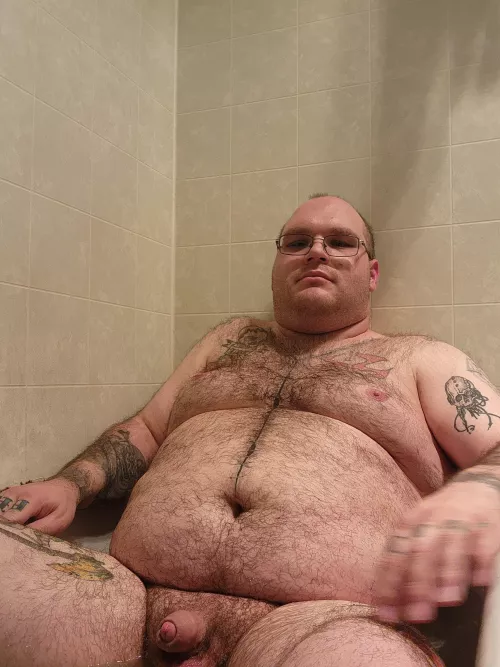 Who wants to join me in the bath 