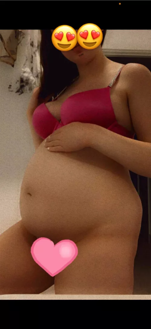 Would you cum over my bump?