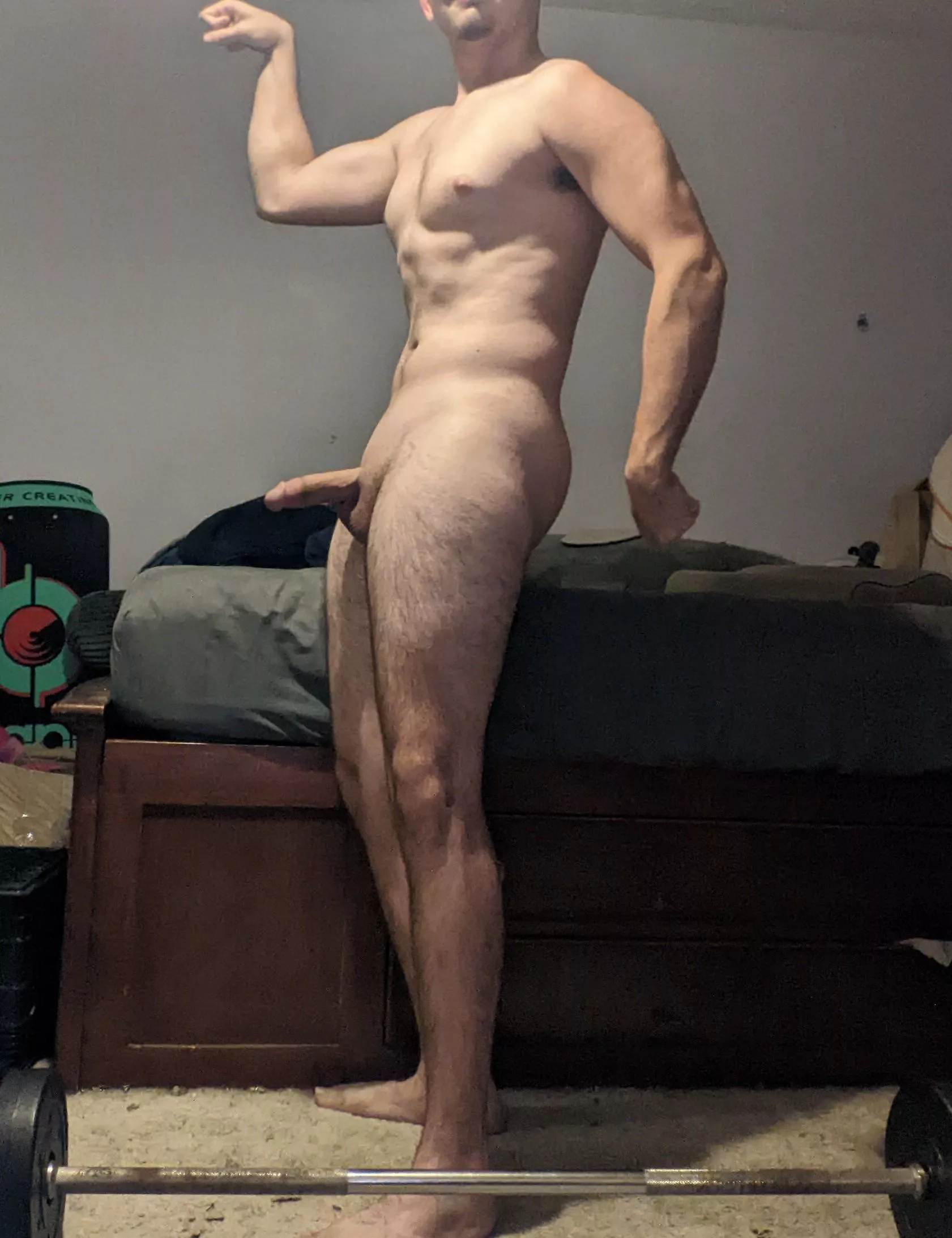 19 age virgin needs to fuck dm me 