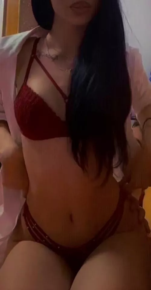 19f in a red lingerie 🤪