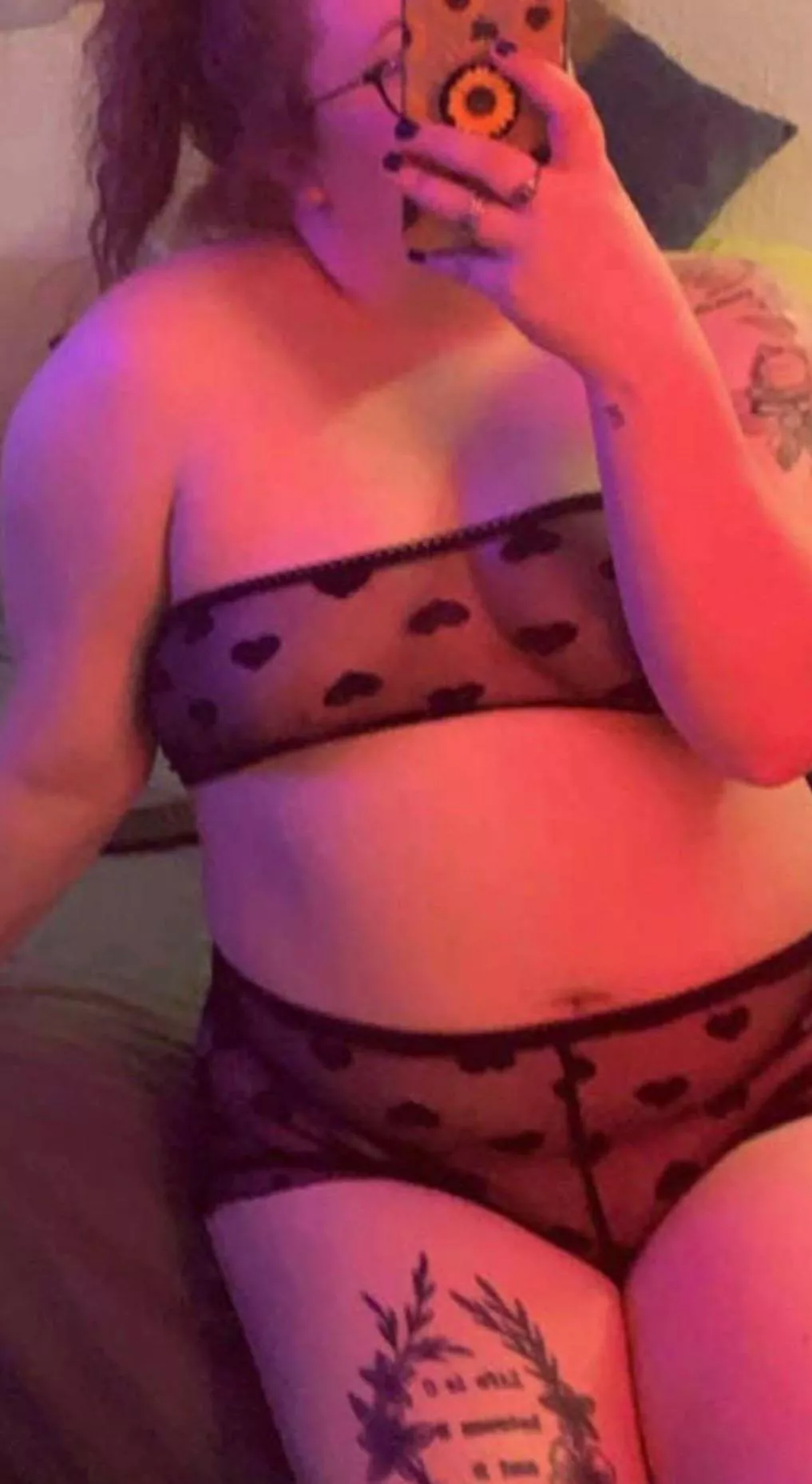 23 F Need my sissy bf humiliated, Dm for his snap