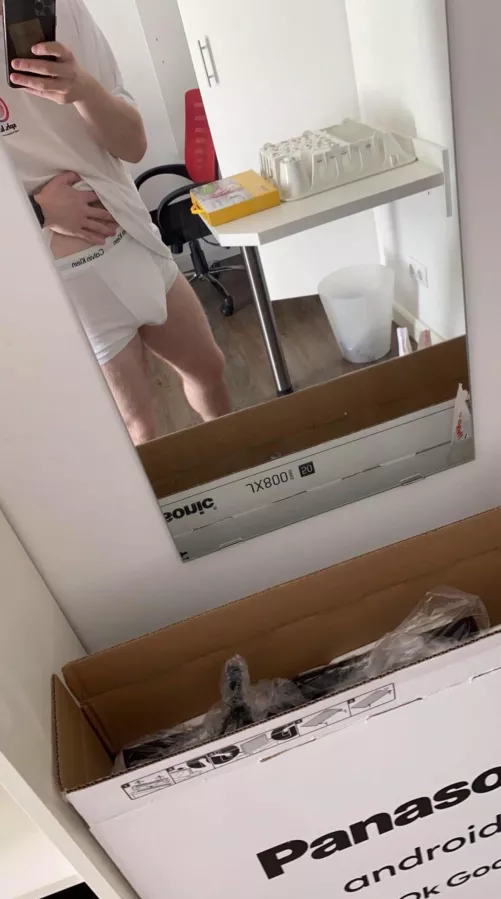 23 uk, hmu for anything (kinks in post)😈 telegram: thow_s