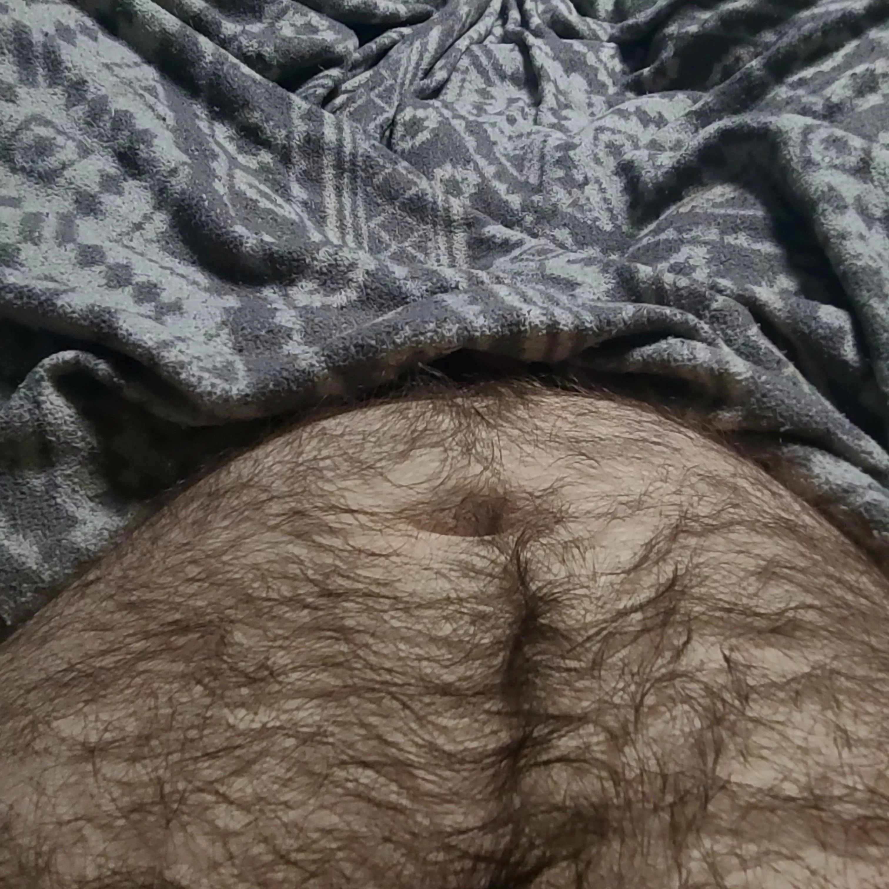 23m. Who wants to cuddle and lay on my belly? It's big and warm