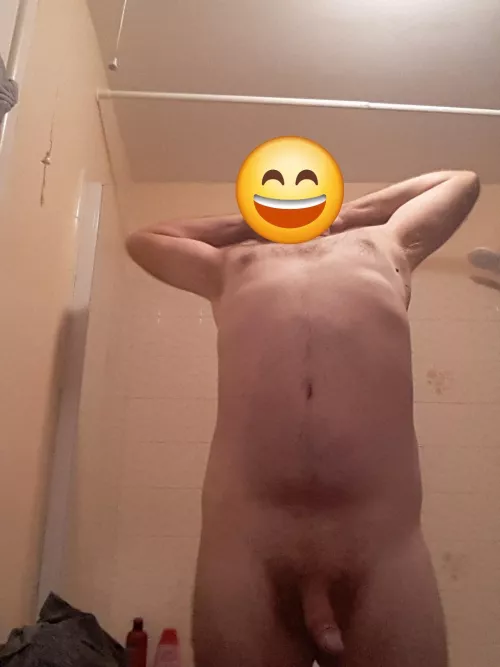 48 (m) Dad bod.
