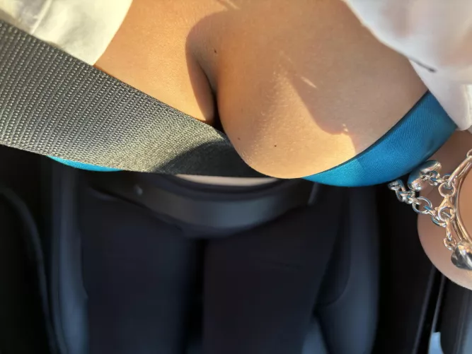 A little birdie told me you like em big (f)