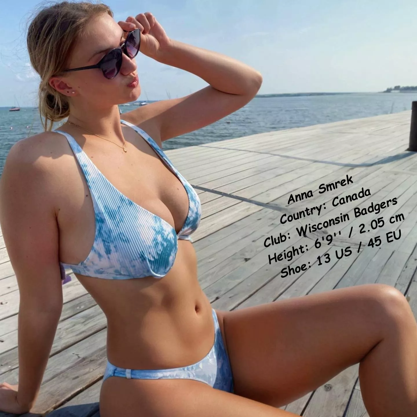 Anna Smrek - 6'9'' / 2.05 cm Canadian Volleyball Player