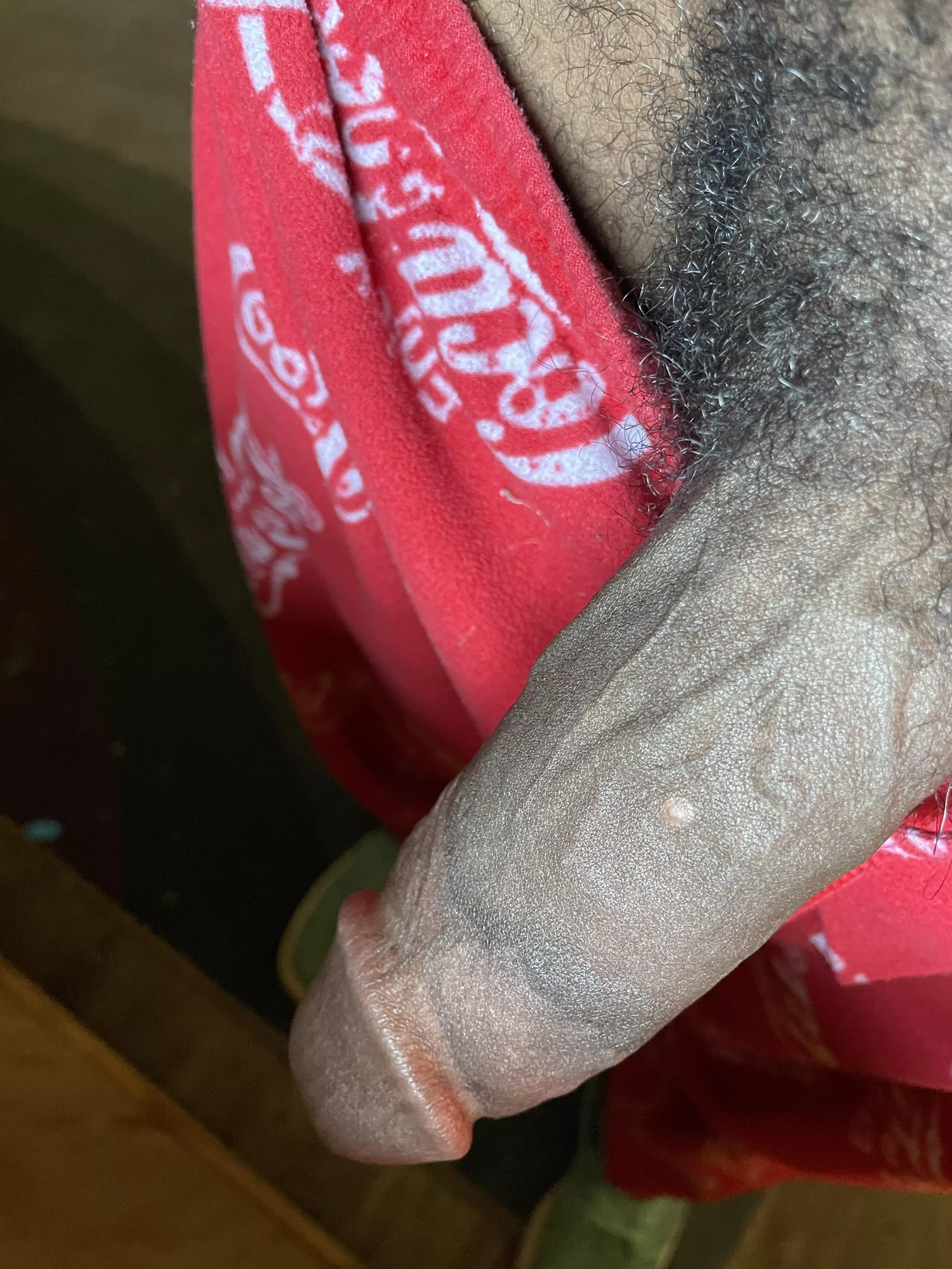 Anyone want to offer some assistance 😉. And always down for gaming buddies. Play Fortnite overwatch and so much more so hmu😉😉