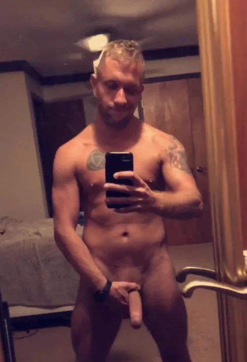 Asking someone to rate your cock is weird.. but here I am.