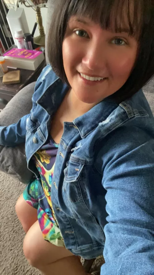 Bangs and a dress ☀️ 