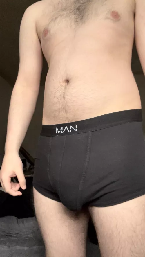 Do I look good?😏 Dms open💦😈