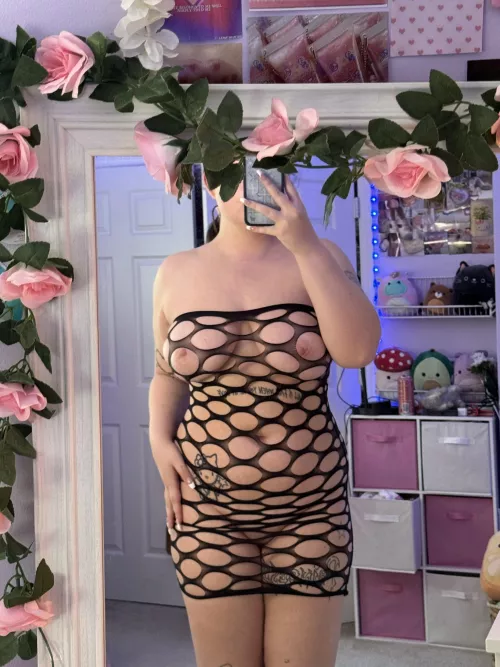 does this dress look good on me?