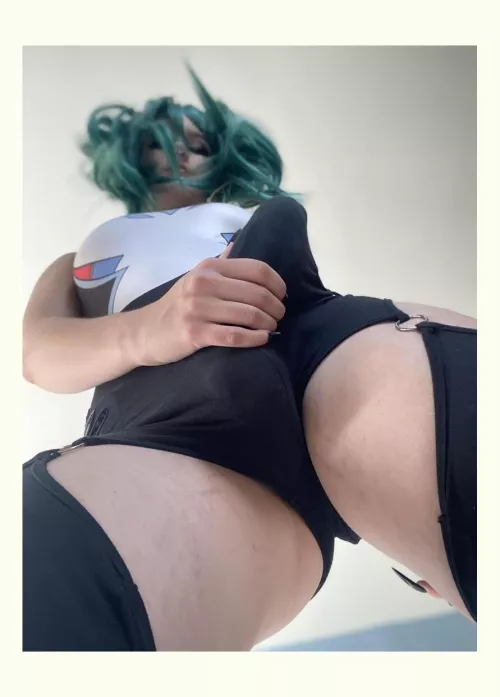 Don't be wonderinn if your heart will beat harder when I show you my special surprise