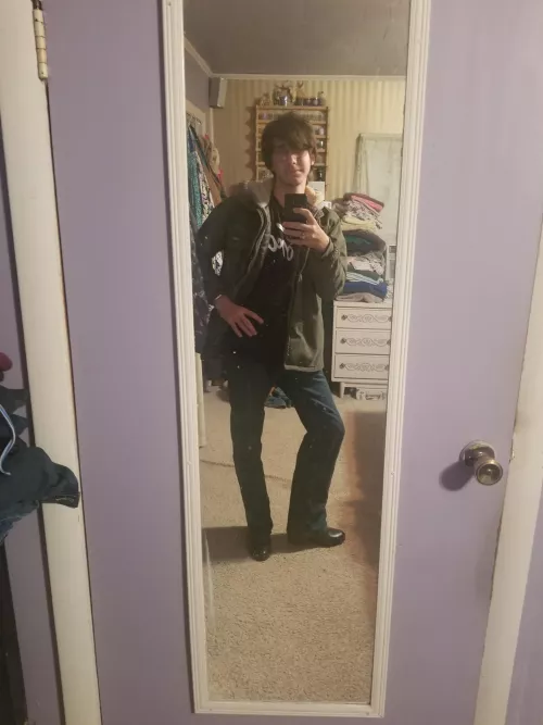 Feeling cute todayπ Any takers?