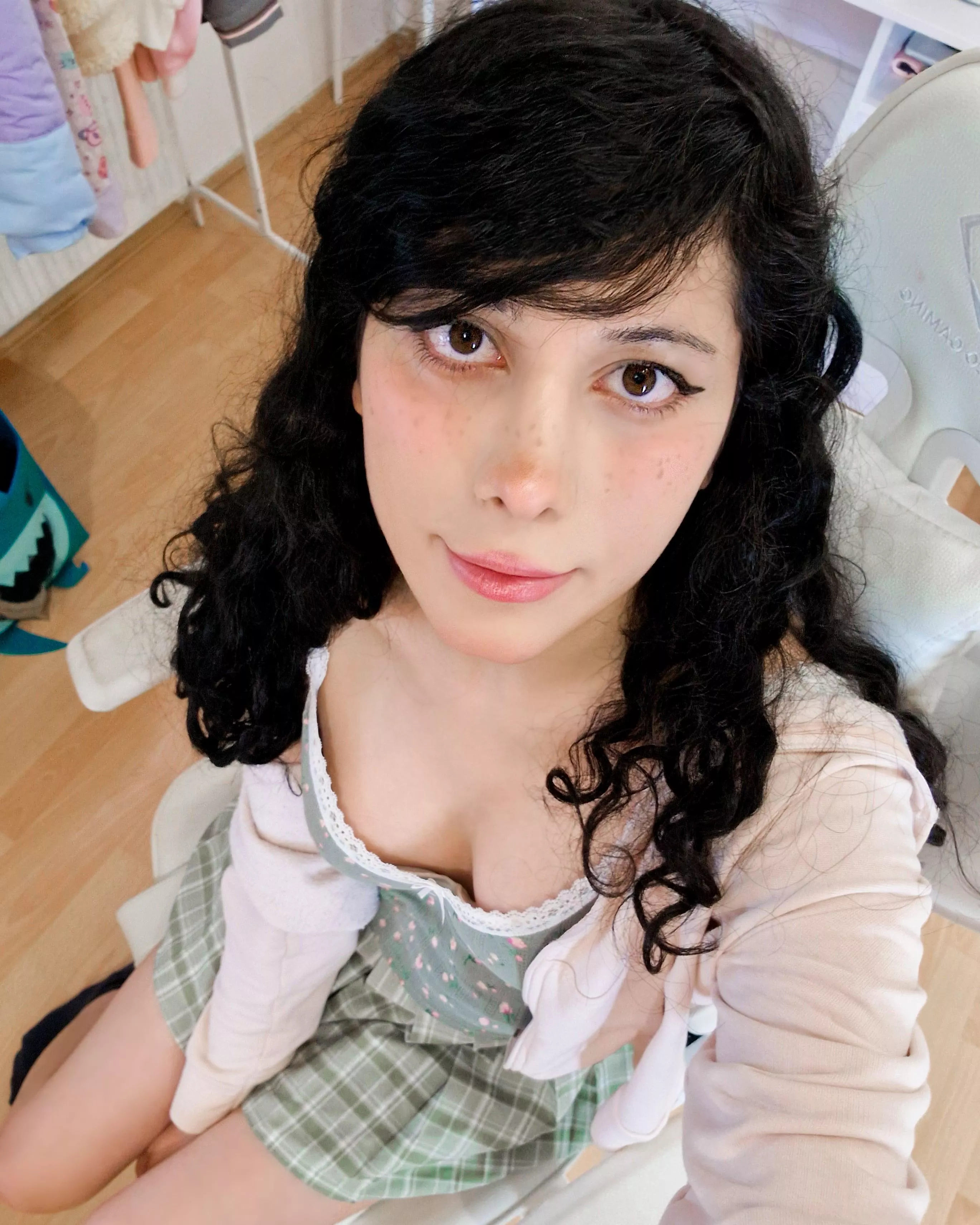 First reaction seeing me? :o