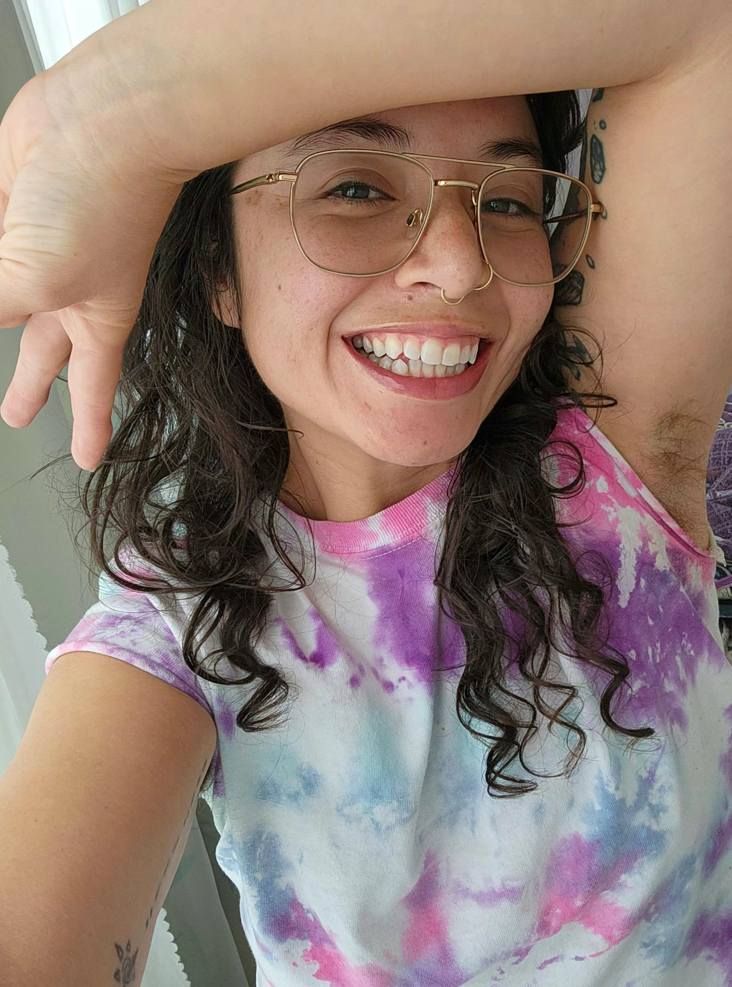 Hairy hippies smell the best