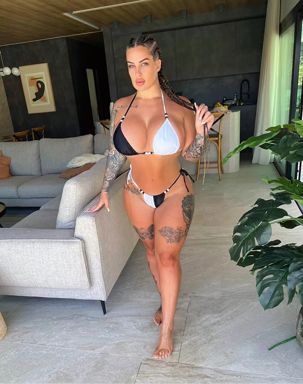 Have enough billboard to get that dick tattooed on me 😏