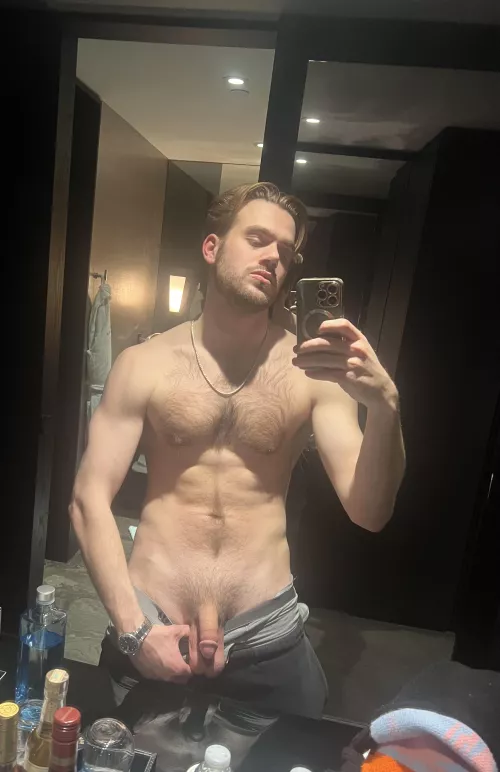 Heading out for the night. Maybe I’ll come home to you?