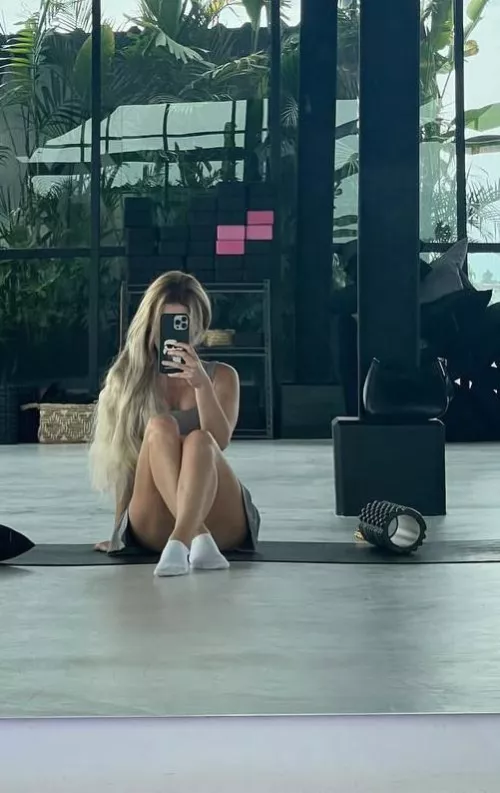 Hello to my little friends wife