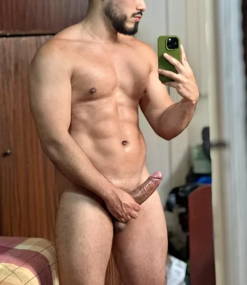 I need a sub bottom to dominate and breed, volunteers?