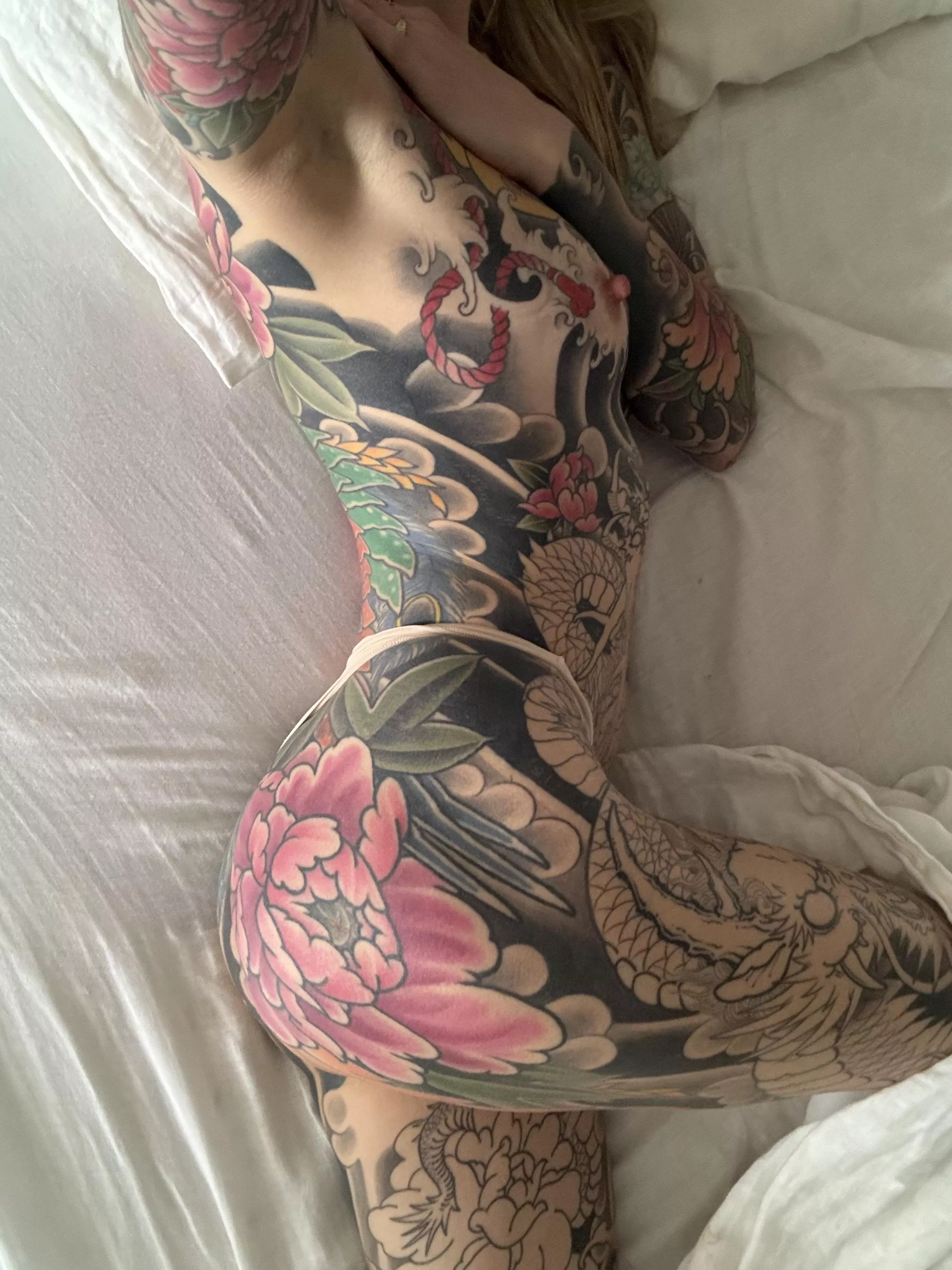 I think the dragons on my front would look good in blue 