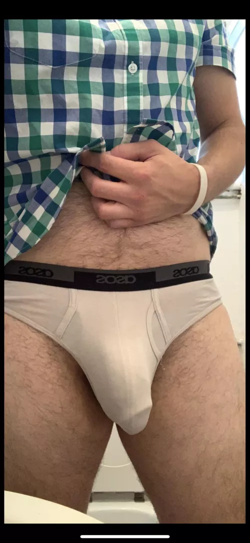 I want to start buying better underwear that shows off my bulge more. Any suggestions? This is all really new to me so I don’t have a clue. I’m just a briefs guy haha 