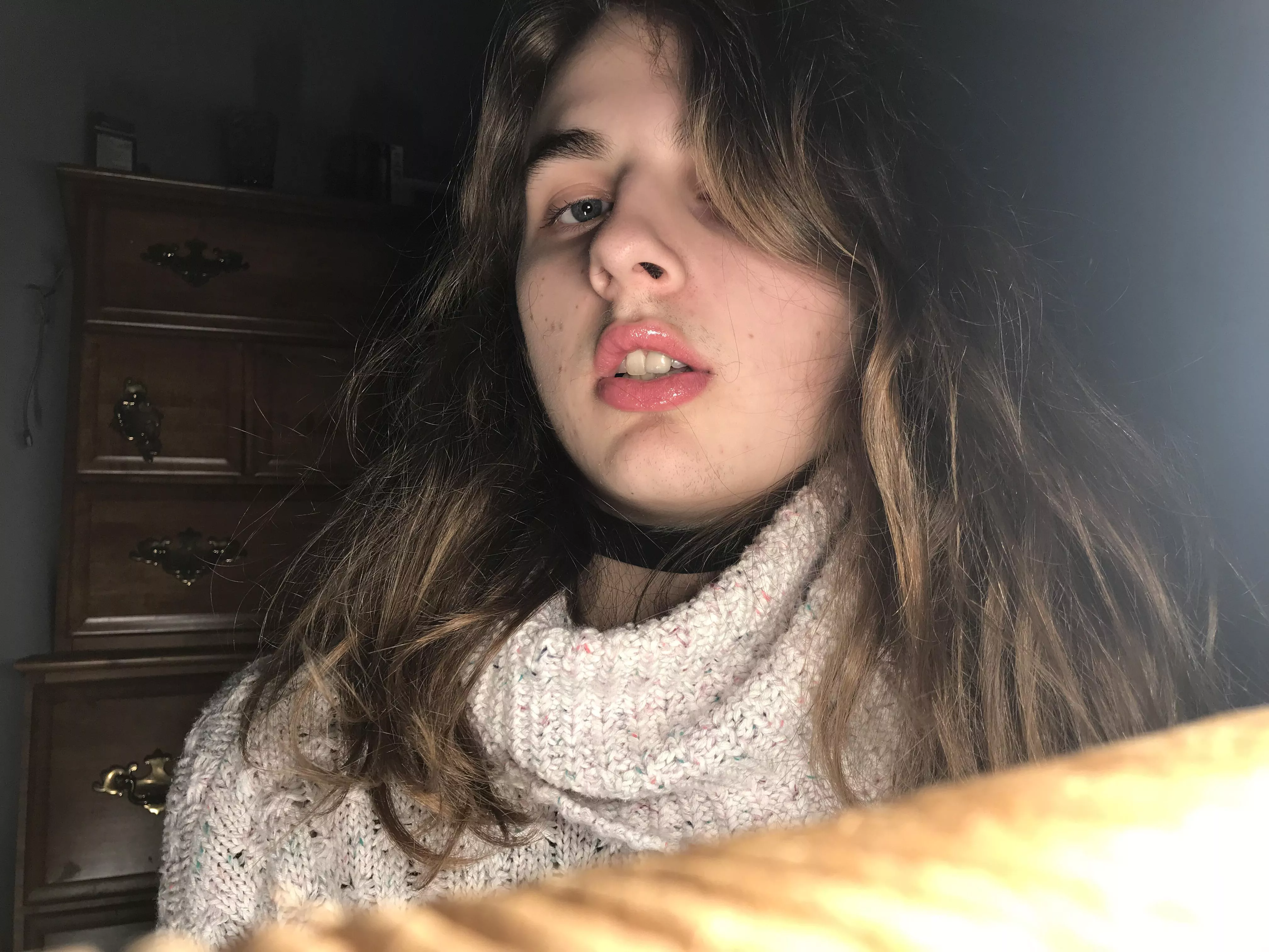 I've been told that my face is really feminine >~<