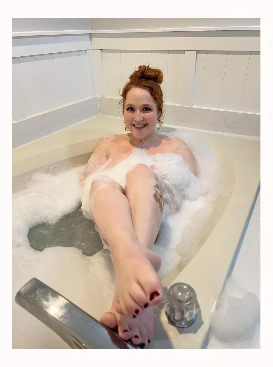 Jump on in! The bubbles ars just fine!