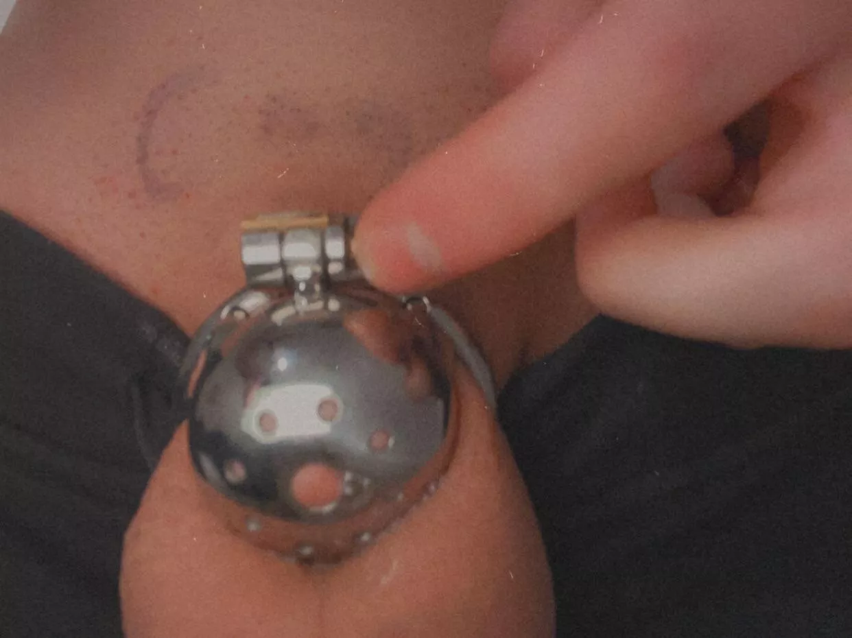 Just a lil clitty with no way to cum 🥺