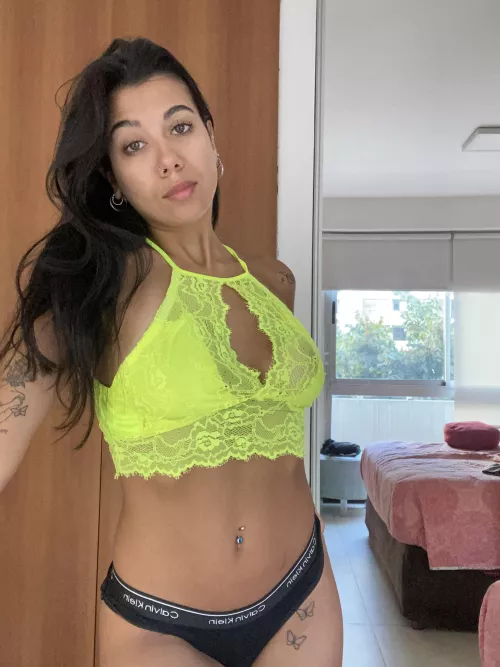 Just turned 19 but still without boyfriend.. is it because I am latina?