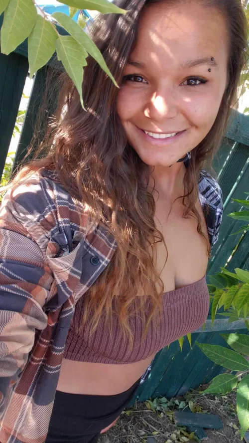 Life's better without bras 🤎