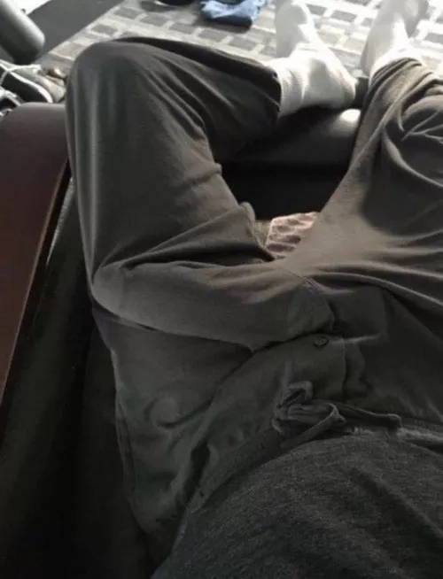 M 18 big d I’ll cum or cock trib anything