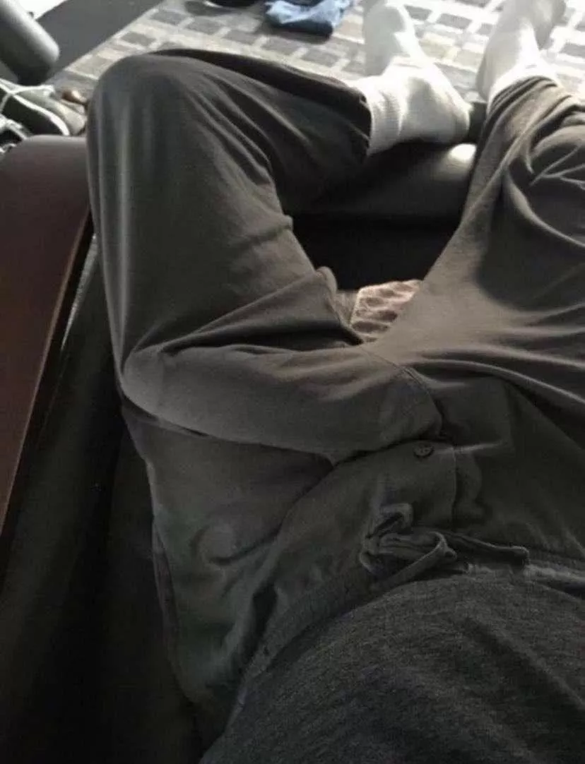 M 18 big d I’ll cum or cock trib anything