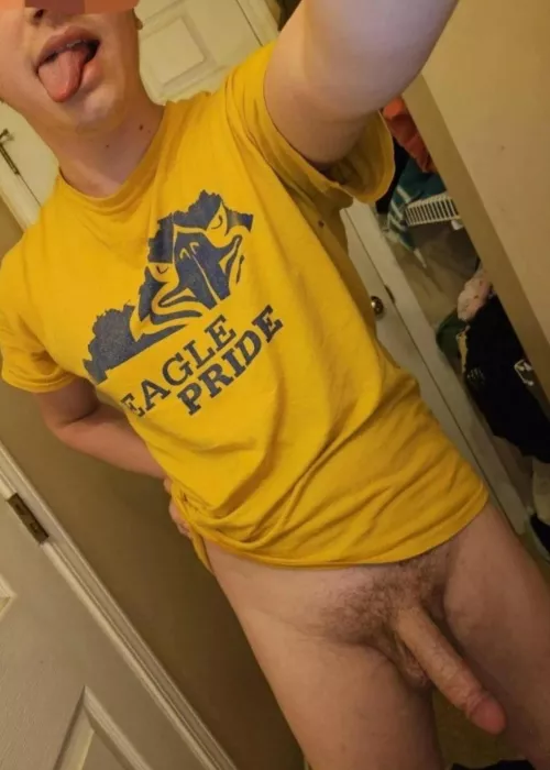 My cock is pretty too 🔥