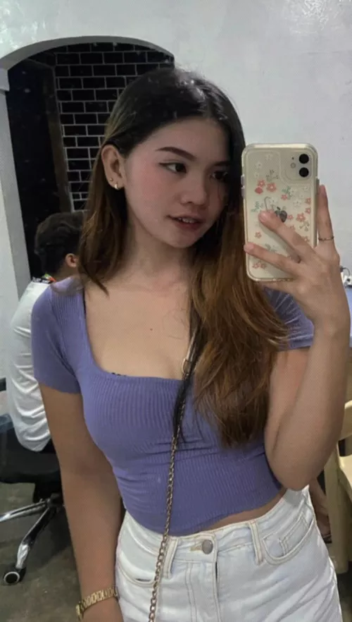 Now she's single, makes her more fappable? 